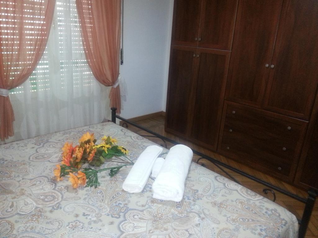 Amico Del Sole Bed & Breakfast Rome Bilik gambar